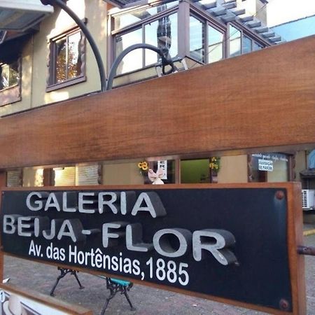 Appartamento Locar-In Gramado - Loft A 50 M Da Rua Coberta. Esterno foto